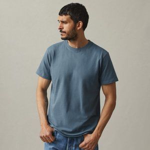 American Giant men's t shirt size M - brand new